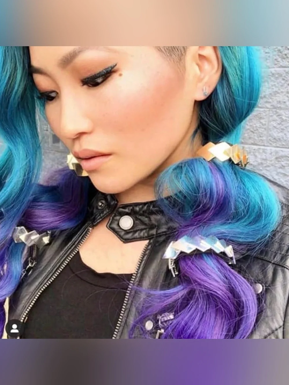 PONY-O bundle hair tie and metallic hair jewelry